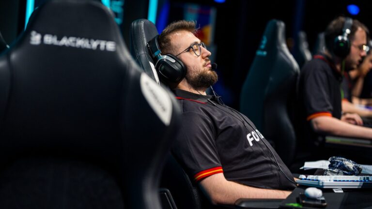 Prediction for GamerLegion vs MOUZ — Esports World Cup 2026