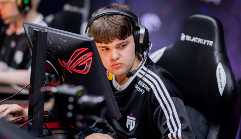Thorin Questions cmtry's AWP Role at FUT Esports