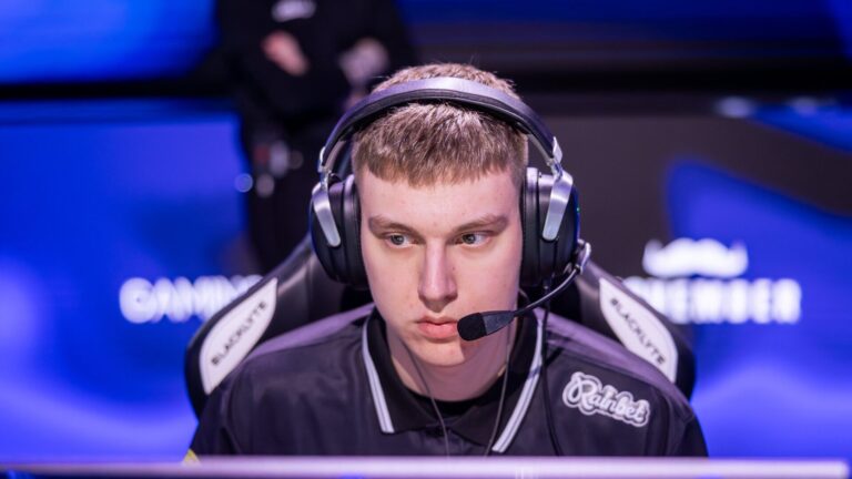 r1nkle became the worst AWP player by duels at tier-1